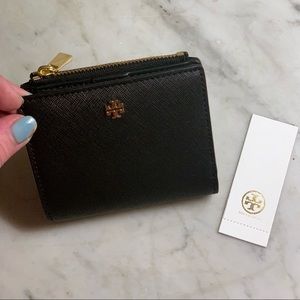 NWT Tory Burch Robinson Mini Leather Wallet
